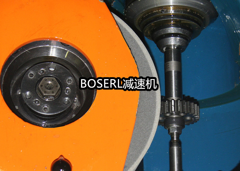 1666686779396652.jpg 齒輪減速電機(jī)一體機(jī)